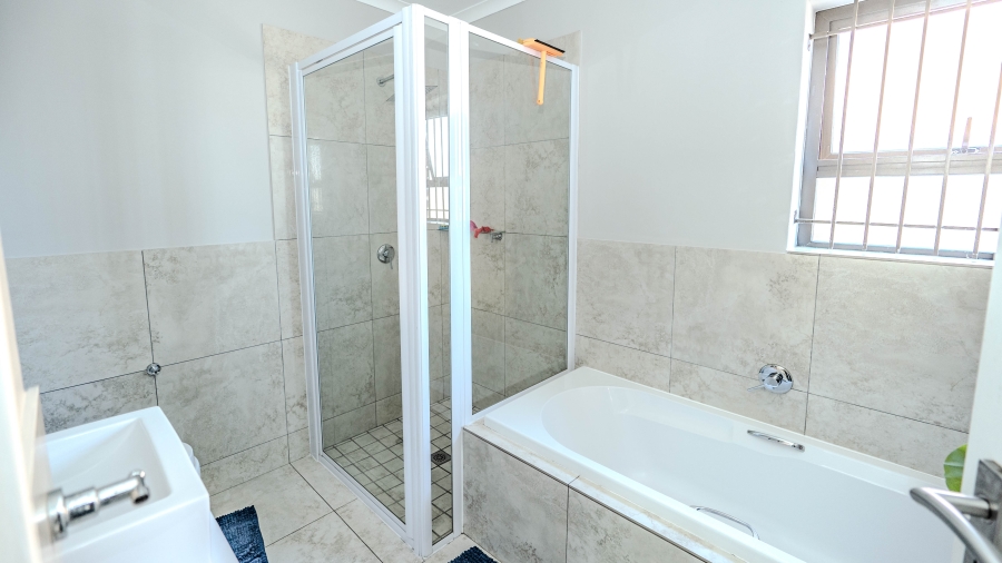 3 Bedroom Property for Sale in Normandie Western Cape